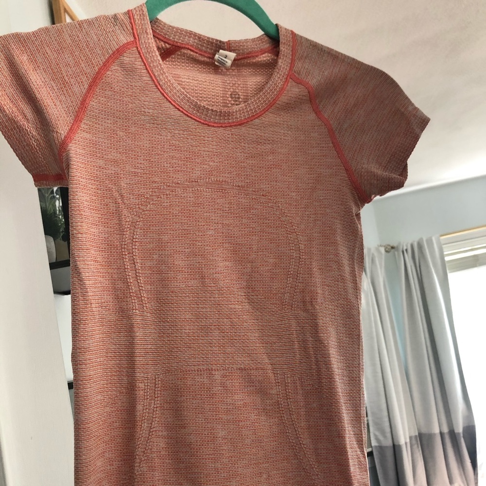 Lululemon swiftly Tech short sleeve